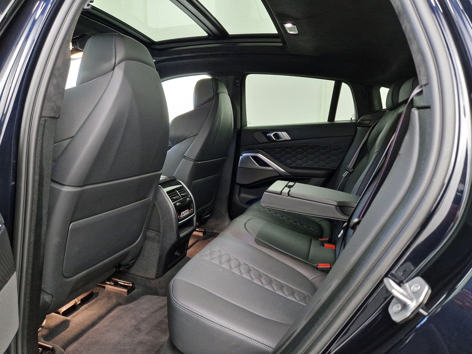 BMW X6 M xDrive Competition Massage Harman-Kardon – Bild 12
