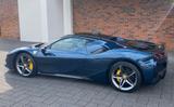 Ferrari SF90  Assetto Fiorano (MwSt. ausweisbar) - blaue Ferrari SF90