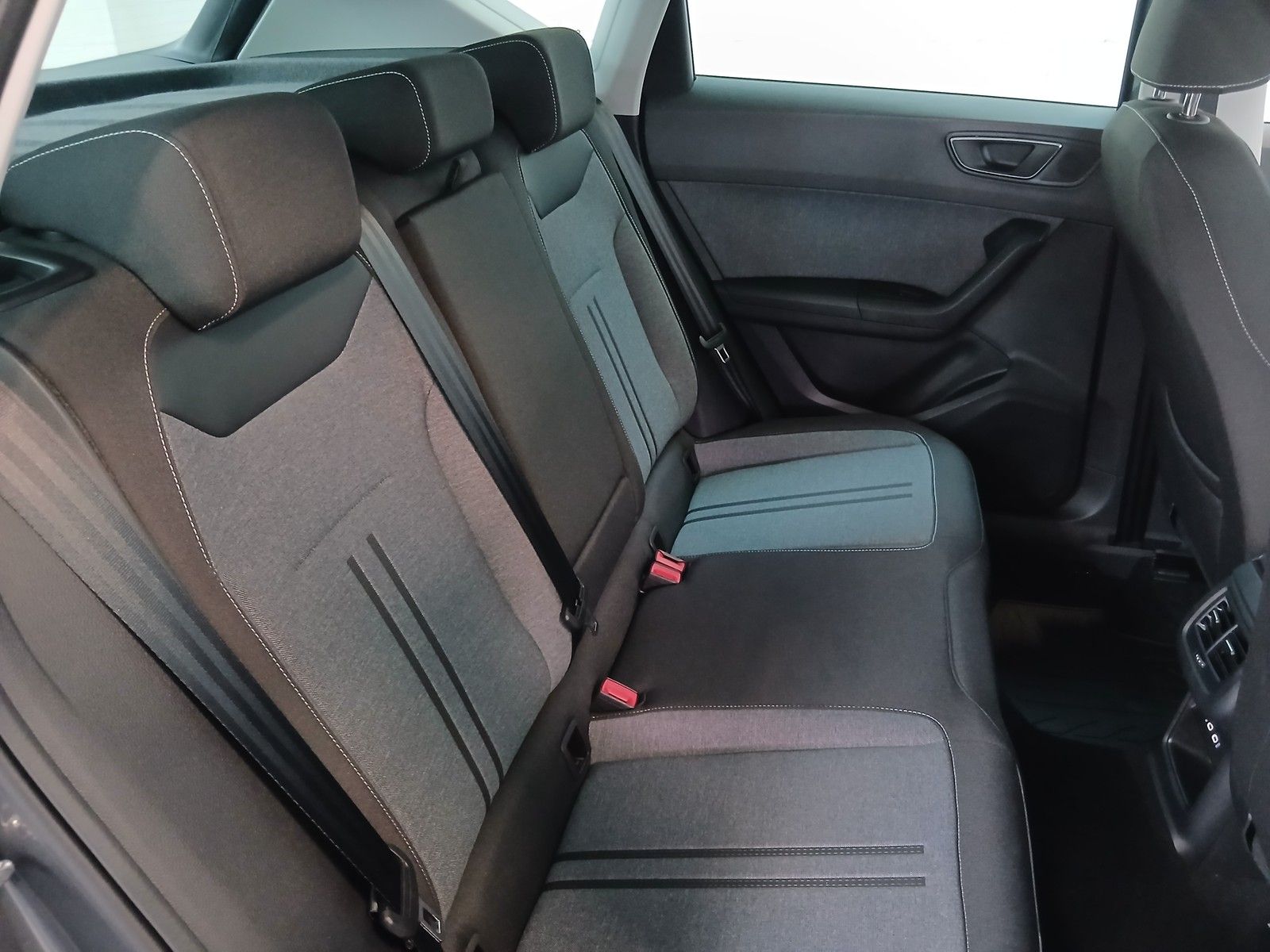 Fahrzeugabbildung SEAT Ateca Style 1.0 TSI +AHK +LED +LaneAssist +Klima