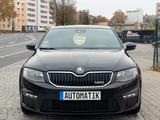 Skoda Octavia Lim. RS,Automatik,Klimaaut.,Leder,Navi - Skoda Gebrauchtwagen in Berlin