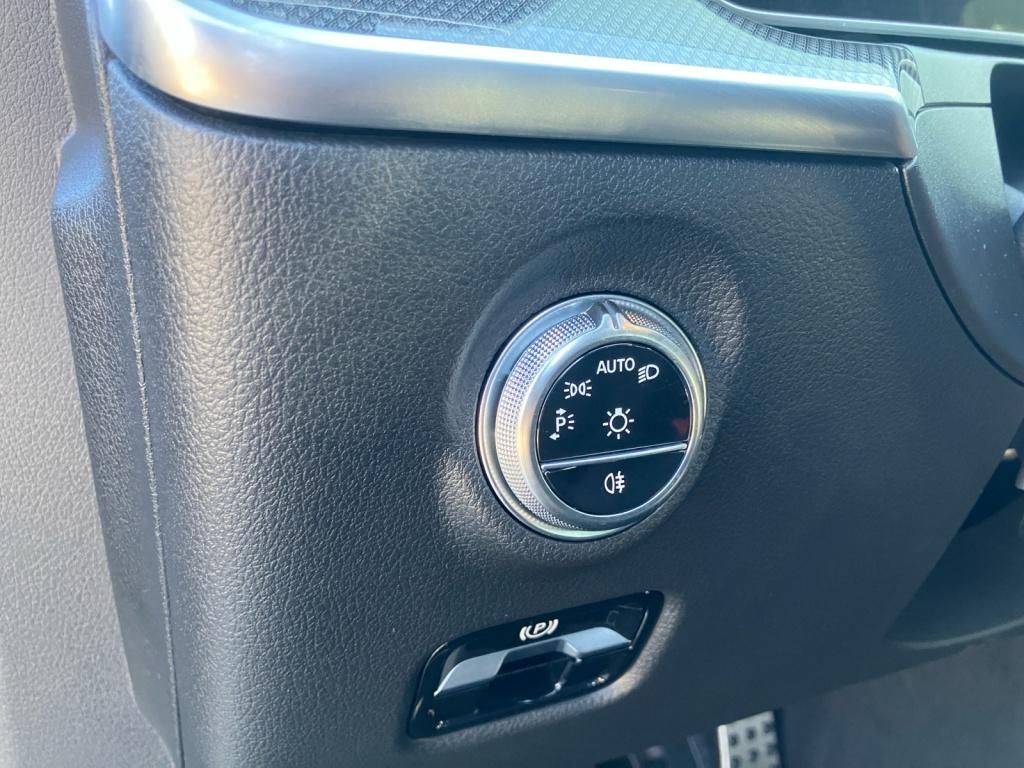 Fahrzeugabbildung Mercedes-Benz C 220 d T-Modell AMG Line*el. Heckklappe*Kamera