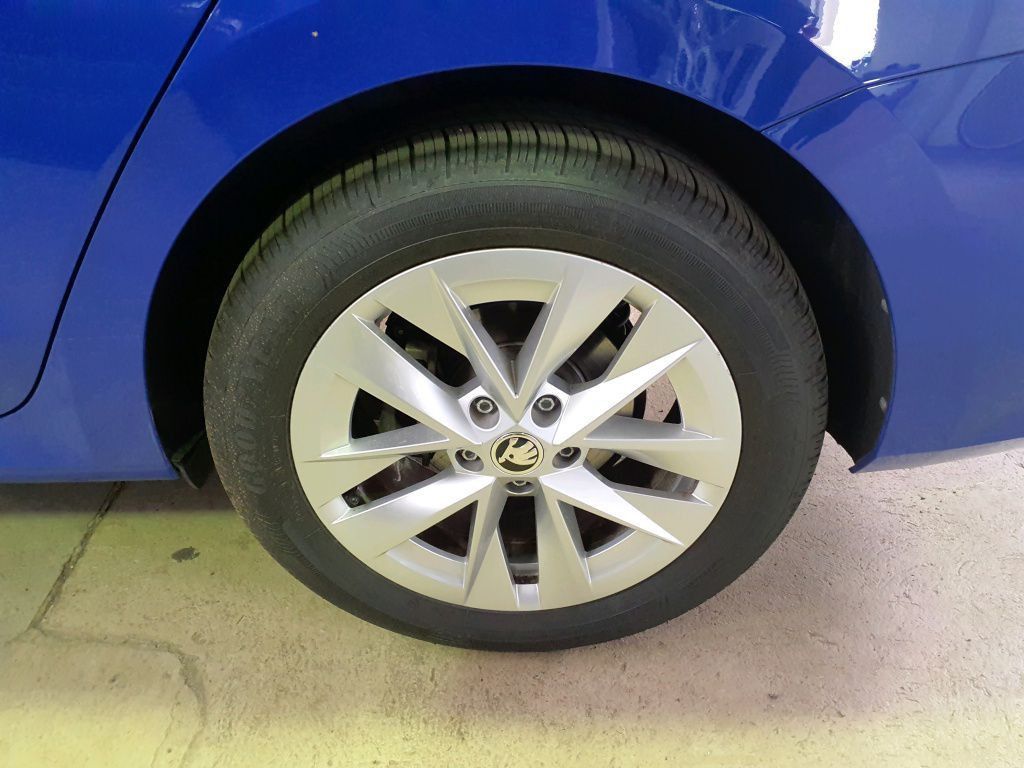 Skoda Octavia iV Combi Ambition 1.4TSI 150kW Tempo*PDC
