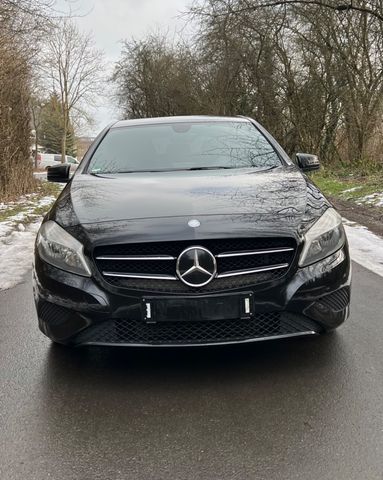 Mercedes-Benz A 180 A -Klasse A 180 BlueEfficiency