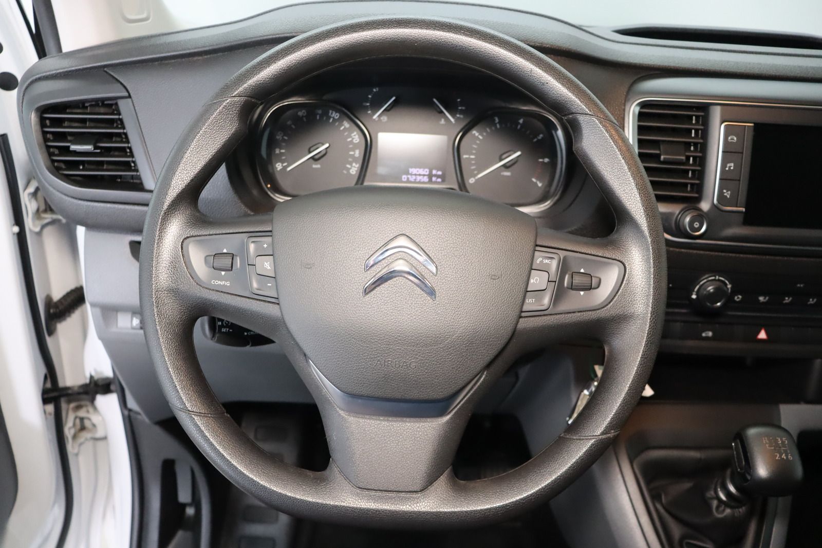 Fahrzeugabbildung Citroën Jumpy Kasten 1.5 HDi L2H1 Klima 1.Hand