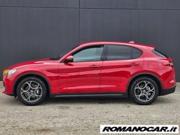 Alfa-Romeo Stelvio - 2