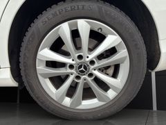 Mercedes-Benz C 220 d Avantgarde 4Matic (EURO 6d-TEMP)