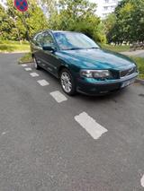Volvo V70 T5 - - Volvo Oldtimer mit Benzin-Antrieb: Kombi