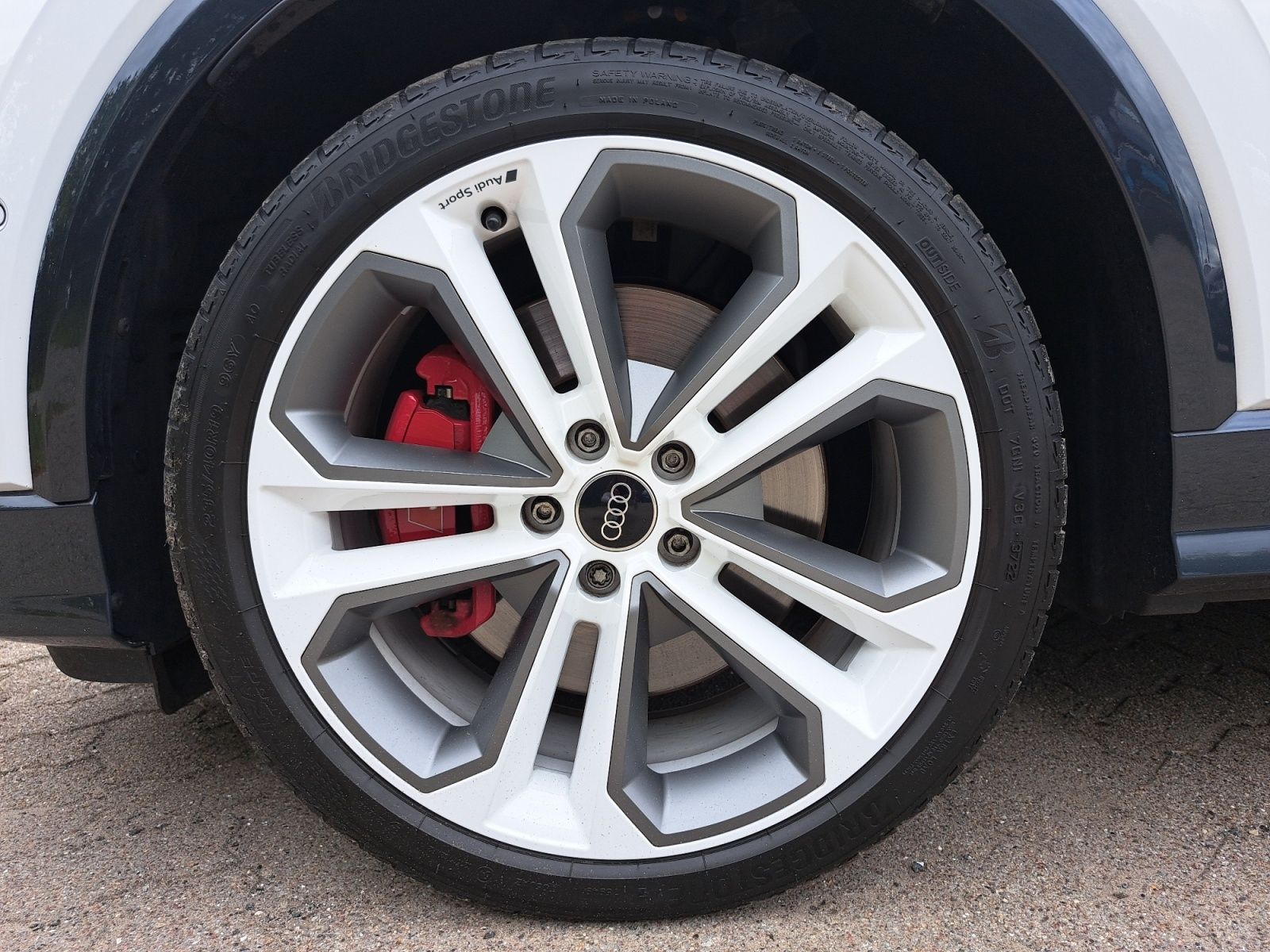 Audi SQ2 - Bild 10