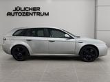 Alfa Romeo 159 1.9 Kombi, Inspektion neu , Tüv/Au - Alfa Romeo 159 mit Benzin-Antrieb: Leder, Navigationssystem