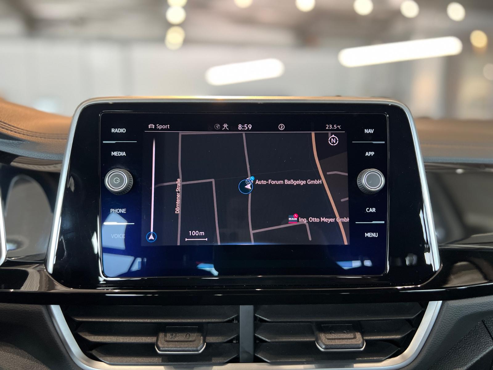 Volkswagen T-Roc R-Line 1.5 DSG /NAVI/KAMERA/AHK/LED/SHZ, миниатюра 24