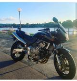 Honda Hornet CB600 schwarz Originalzustand 2.Hand pc36 - HONDA 2002 HORNET 600