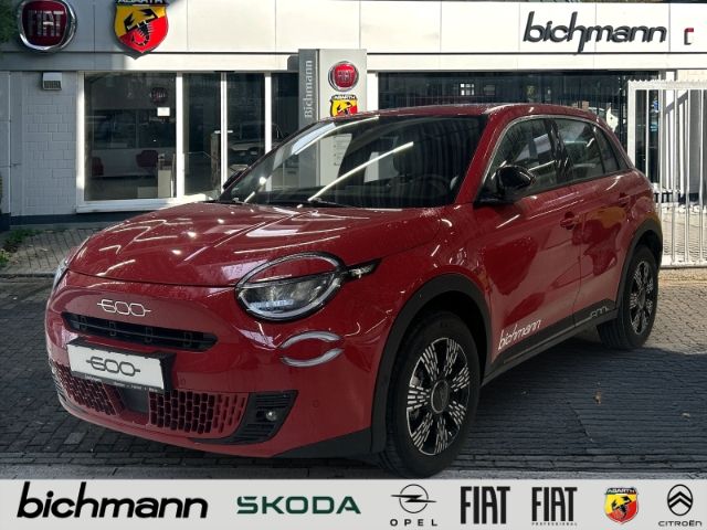 Fiat 600 Hybrid KlimaAT SHZ RCam PDC ACC Spurhalteass