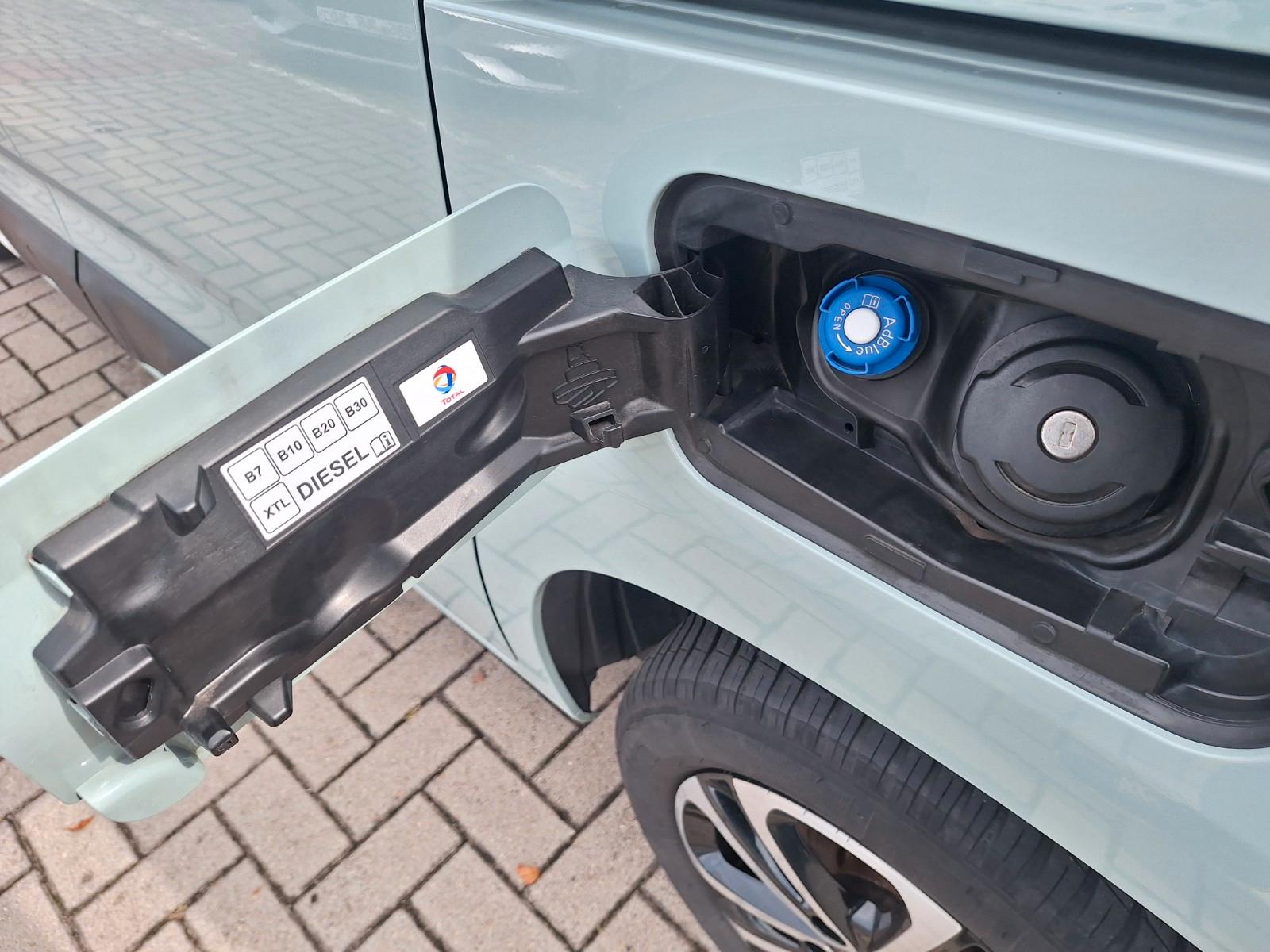 Citroën Berlingo Feel M NAVI DAB PDC RFK SHZ LMF GJR