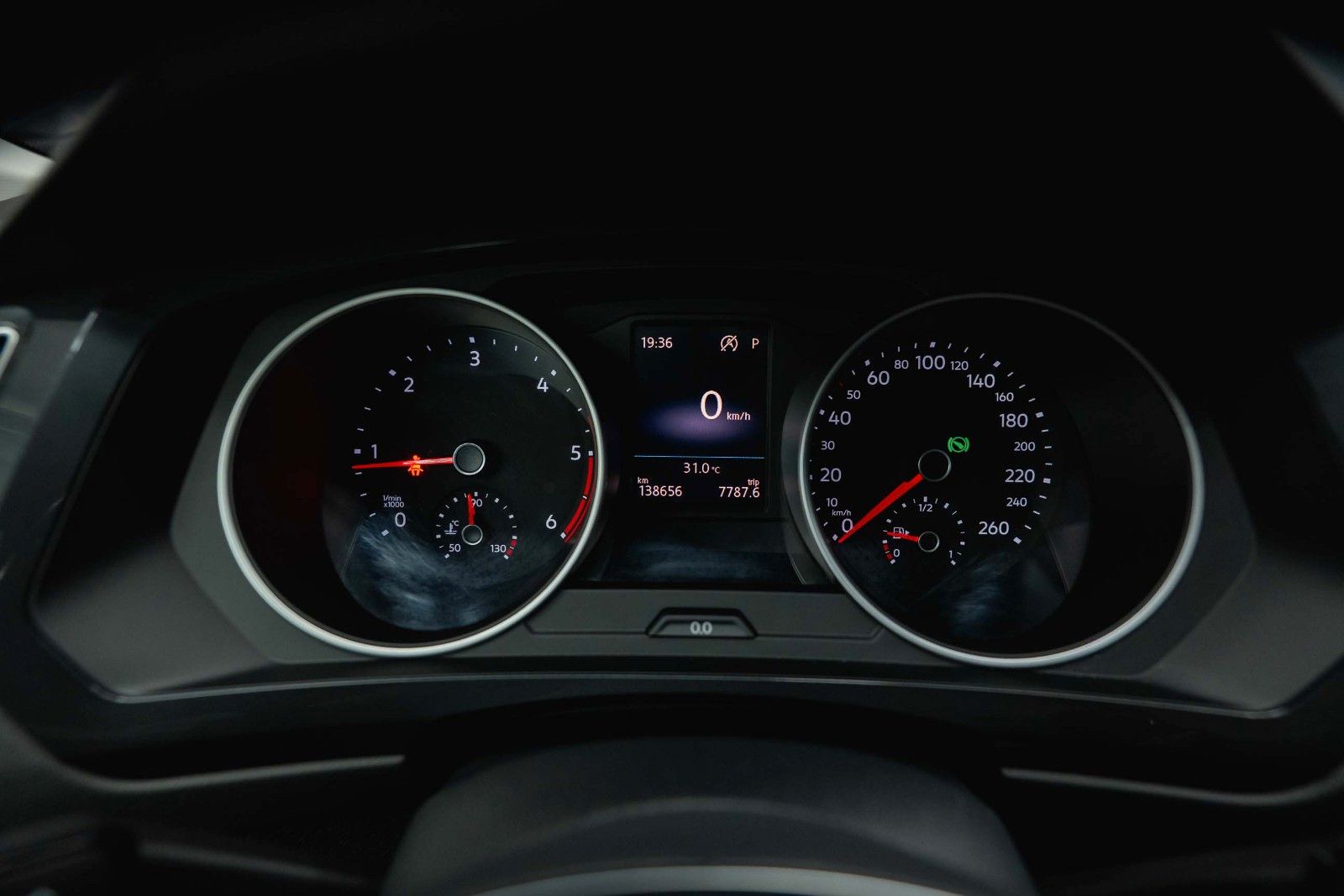 Fahrzeugabbildung Volkswagen Tiguan Comfortline R-Line+ 4Motion *LED*ACC*DAB*
