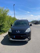 Peugeot Partner Tepee Tepee Family 120 VTi 1.6 Family - schwarze Peugeot Partner Tepee
