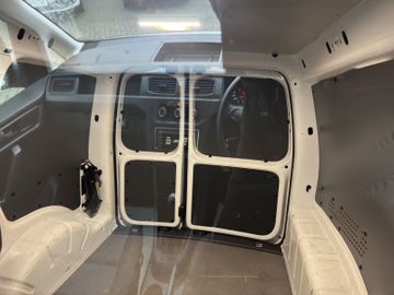 VW Caddy 2.0TDI Kasten Trendline BMT AHK, Bild 18