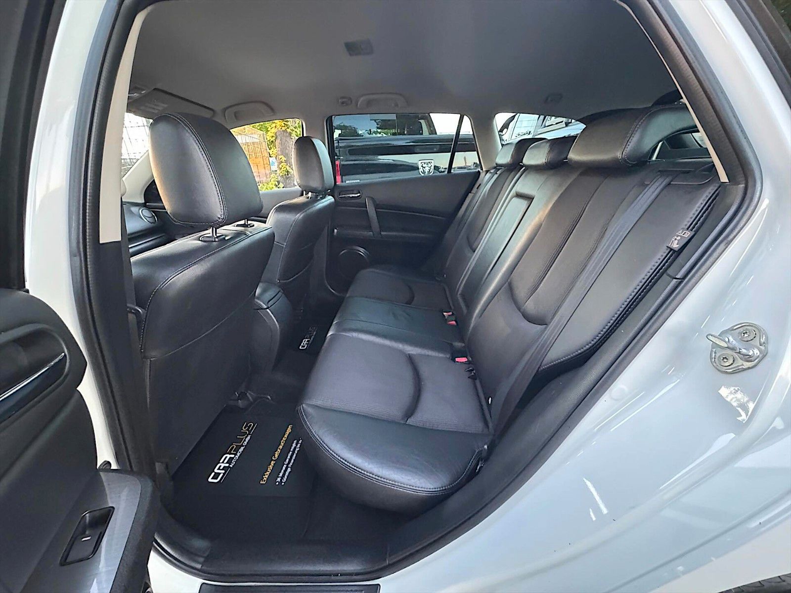 Fahrzeugabbildung Mazda 6 Kombi 2.0  Sports-Line *Bi-Xenon*BOSE*Keyless*