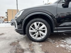 Fahrzeugabbildung Audi Q2 35 TFSI advanced LED Kamera Parkass.