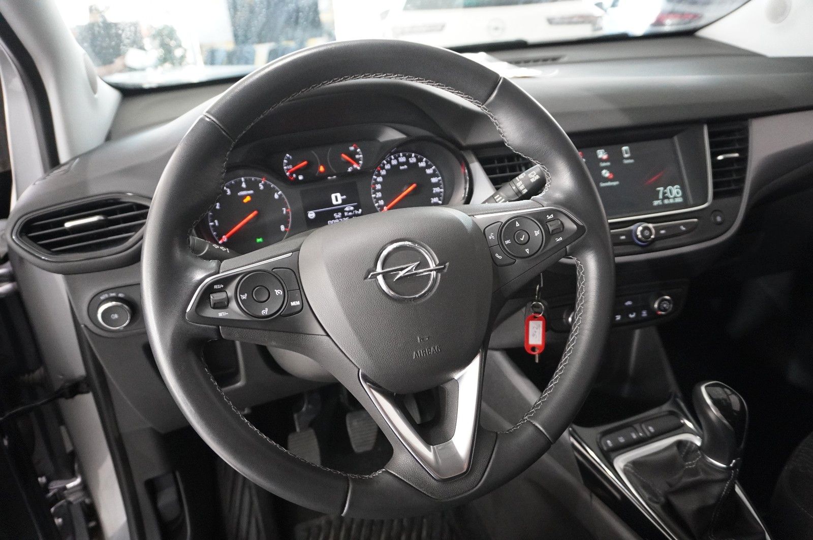 Fahrzeugabbildung Opel Crossland (X) 1.2 EDITION NAVI/LED/KAMERA/DAB+