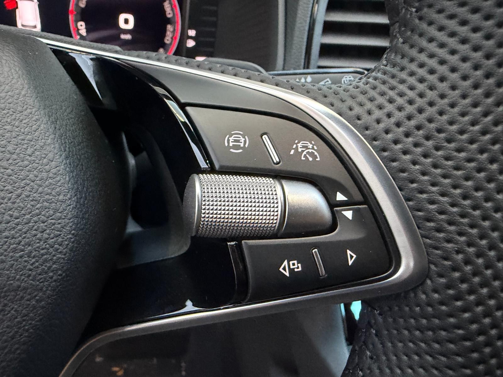 Skoda Karoq Sportline#5J.Gar#Matrix#360°#AHK#Navi#App