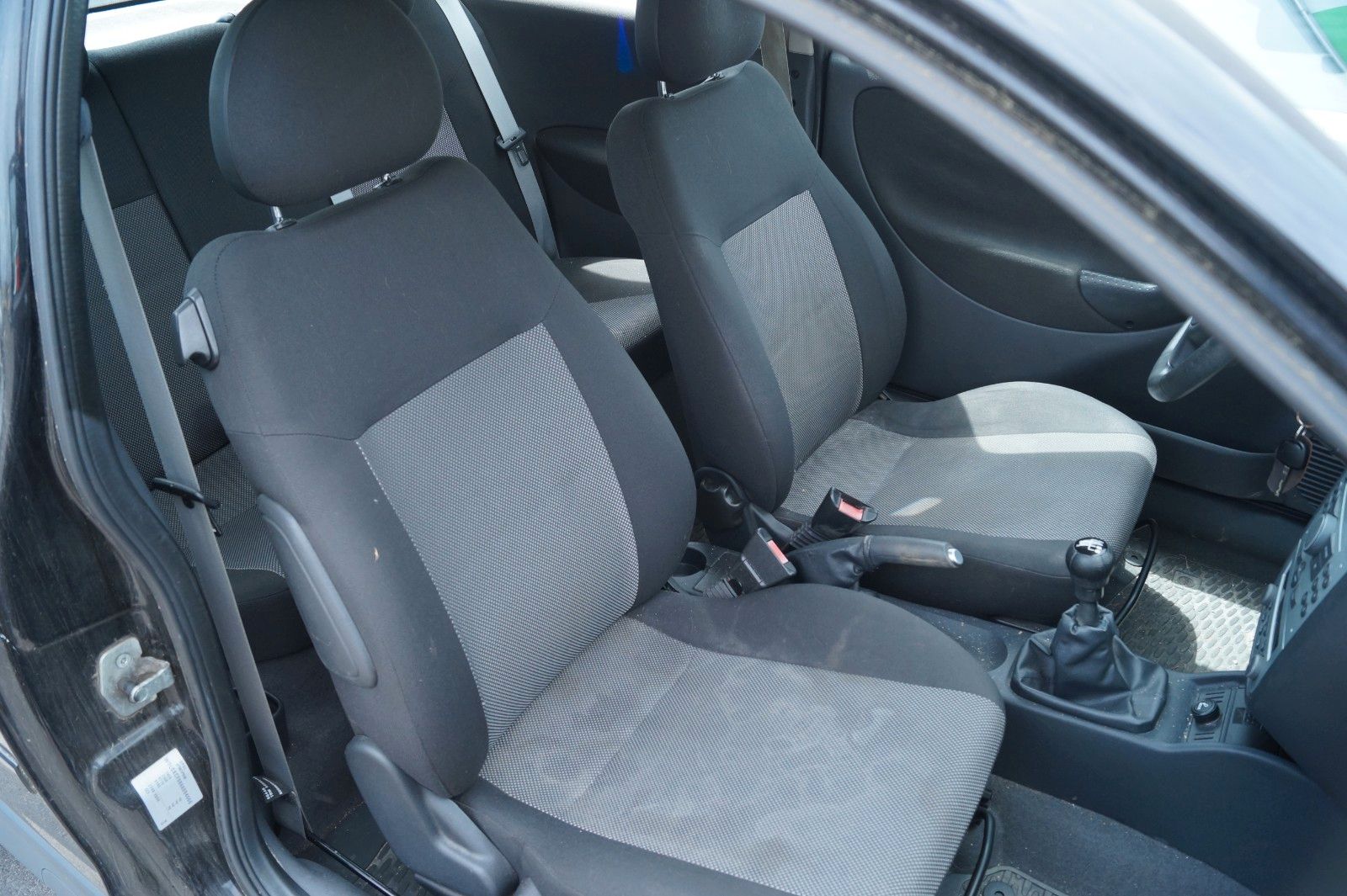Fahrzeugabbildung Opel Corsa C Edition