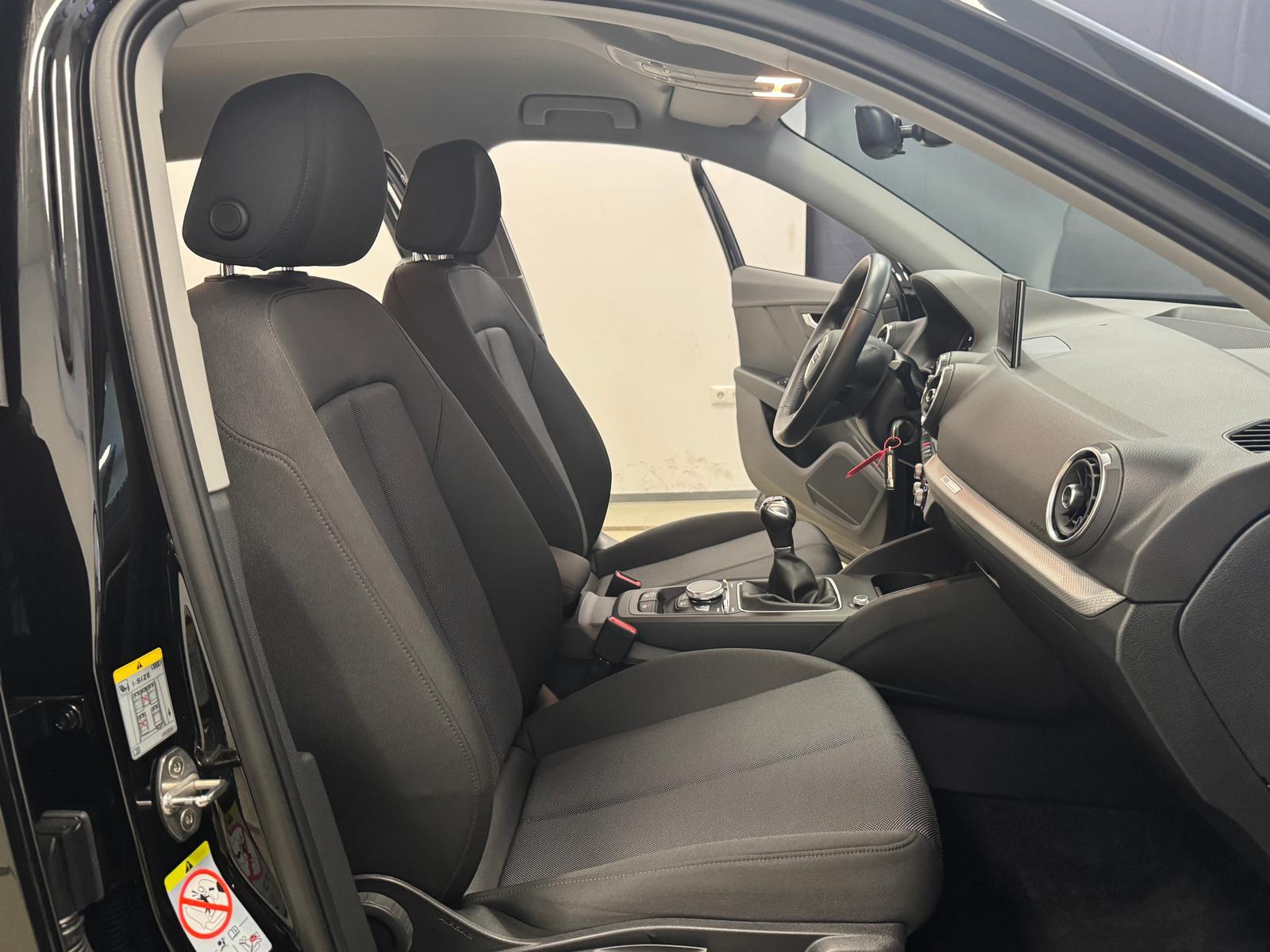 Audi Q2 1.0 TFSI Proline LED Navi-app Parkhilfe apple, миниатюра 9