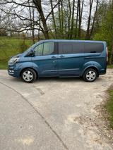 Ford Tourneo Custom 2.0EcoBlue D Chroma-Blau Metallic - : Blau, Metallic