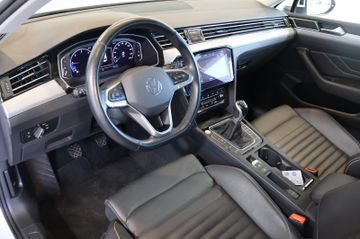 Volkswagen Passat 2.0 TDI Bus.AID+MATRIX+360°+KEY+LEDER+AHK