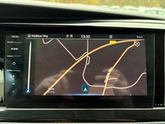 Fahrzeugabbildung Volkswagen T6 Multivan Comfortl. 2.0TDI DSG - 2xTür*AHK*Pro