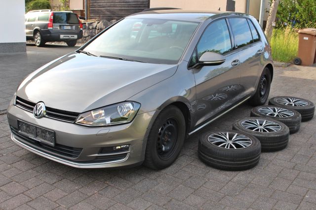 VW Golf
