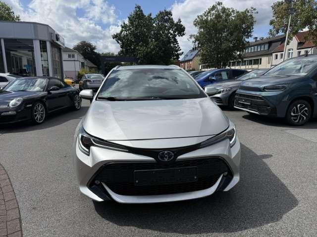 Toyota Corolla Hybrid Team D