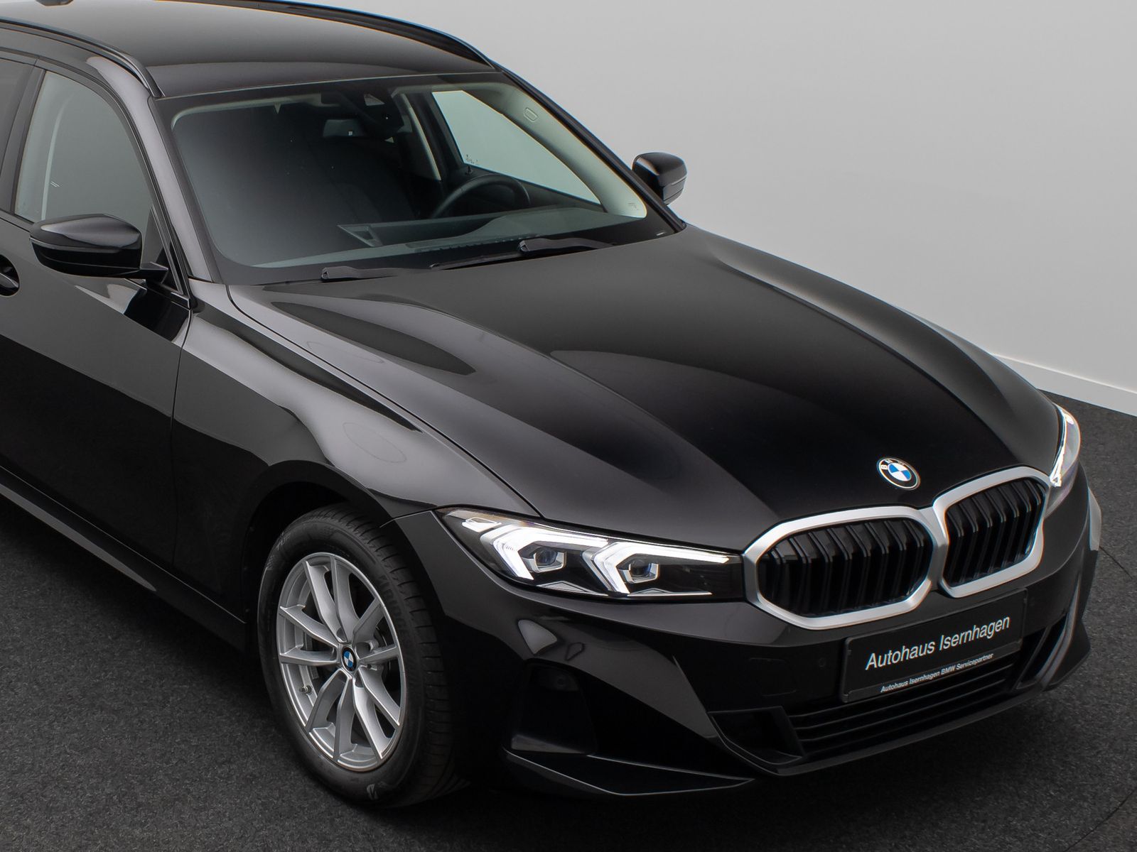Fahrzeugabbildung BMW 318i GeschwindigR DAB PDC Widscreen CockpitPlus