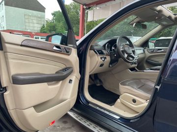 Mercedes ML 350 - 8