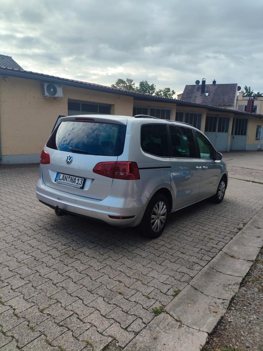 Volkswagen Sharan 2011 — photo 7