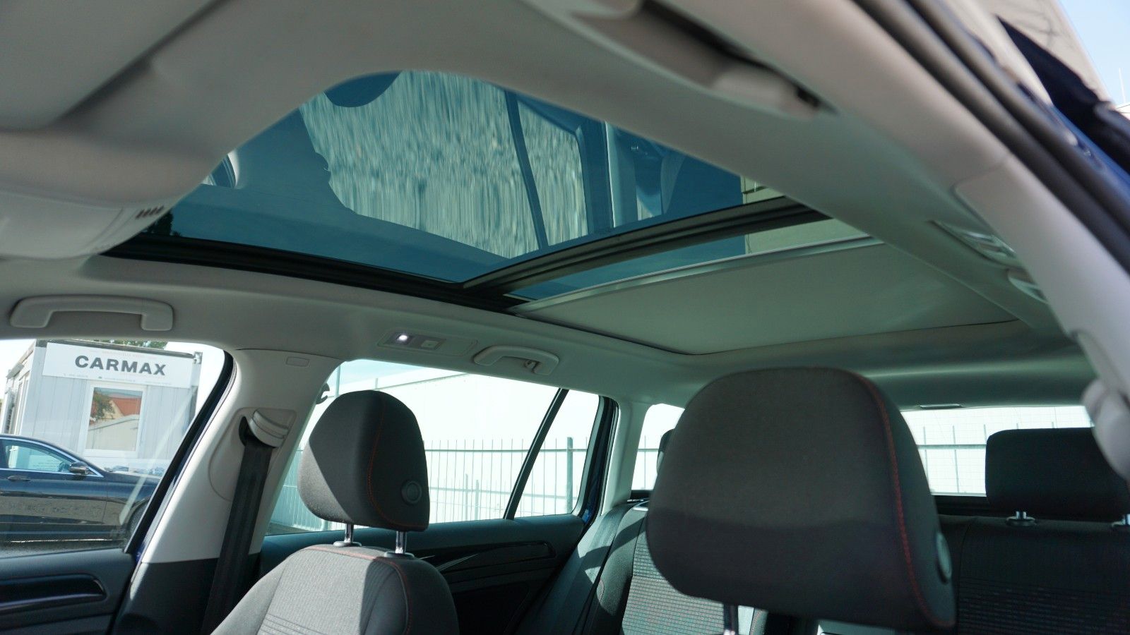 Fahrzeugabbildung Volkswagen Golf VII Variant Sound Panorama,ACC,AppleCarPlay