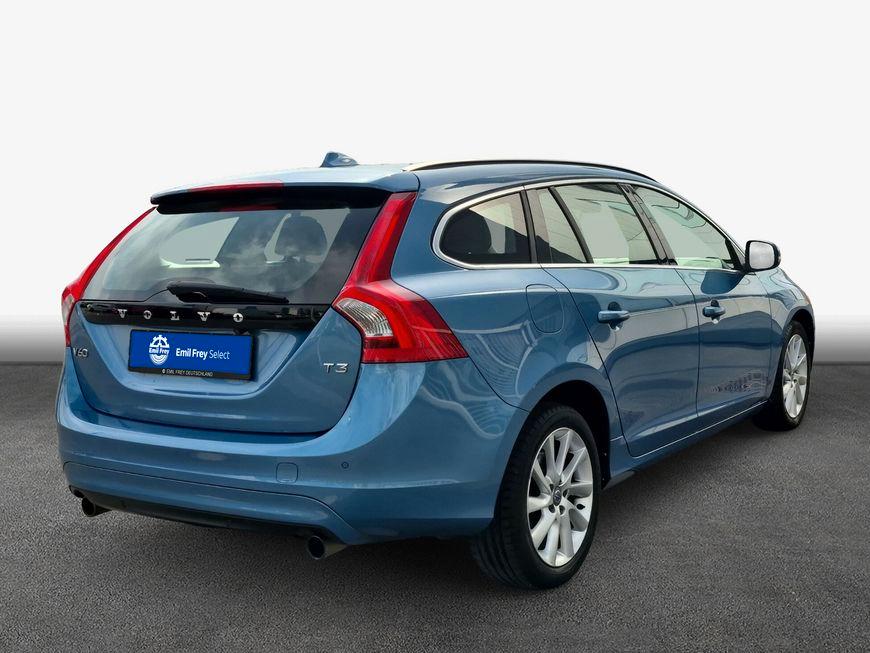 Volvo V60 T3 Momentum