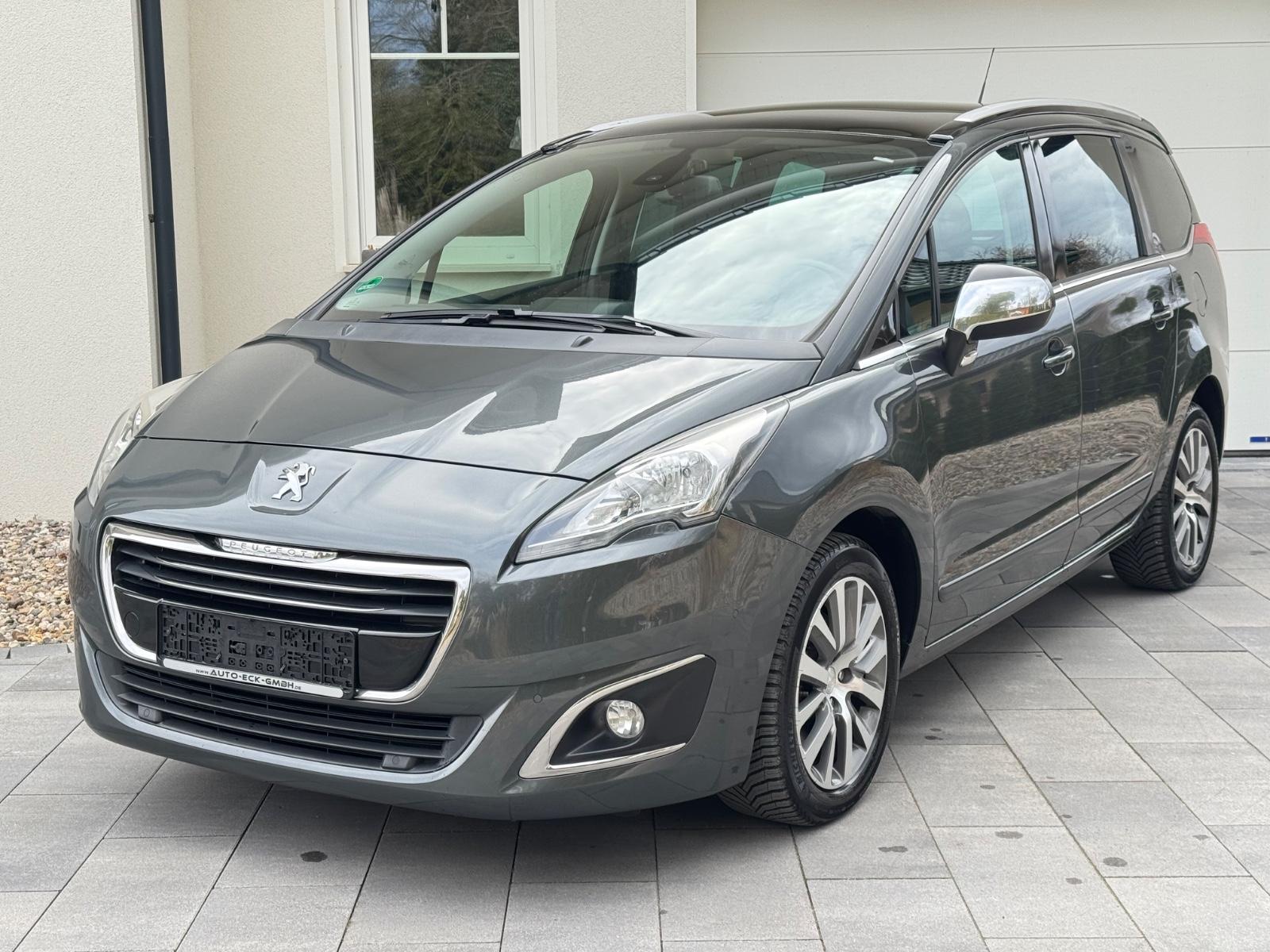 Peugeot 5008 Allure 1.6 , Head-up, PDC, Navi, StHz, Pano