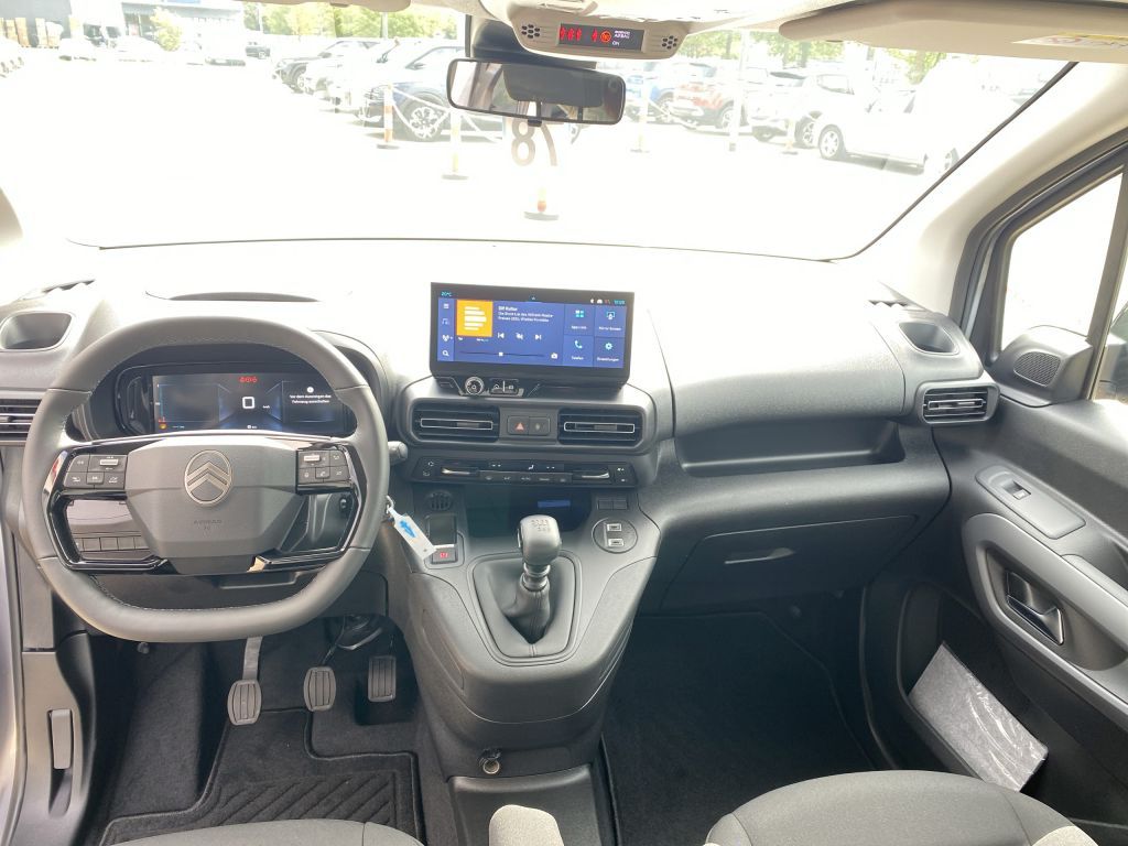 Fahrzeugabbildung Citroën Berlingo M Benzin 110 PLUS *Sitzh.*Rückfahrkam*