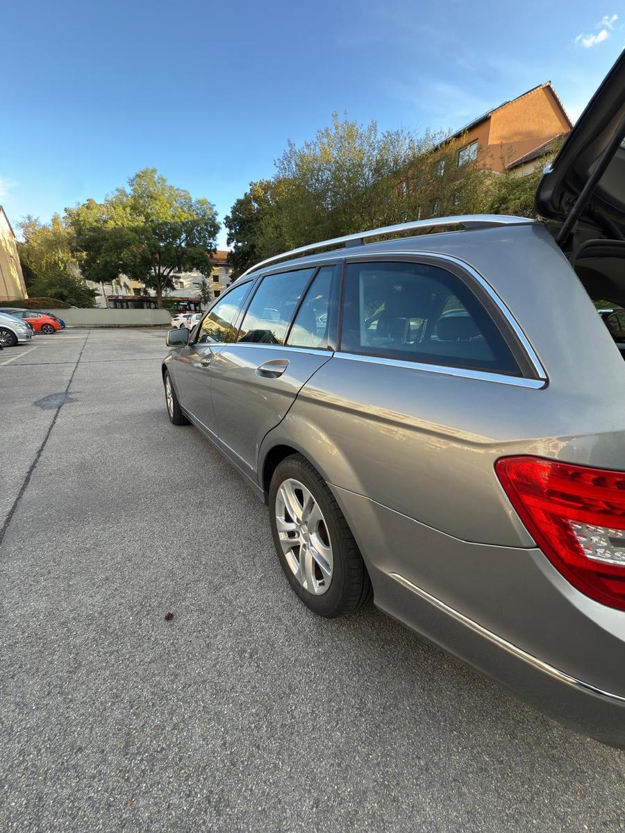 Mercedes-Benz C220 2012 — photo 7