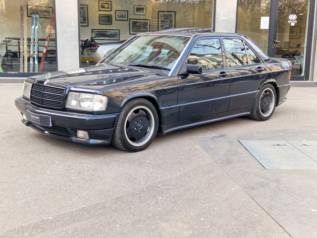 Mercedes-Benz 190E 3.2 AMG