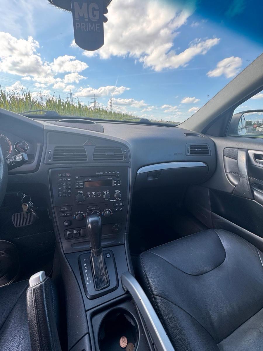 Volvo XC70 2004 — photo 12