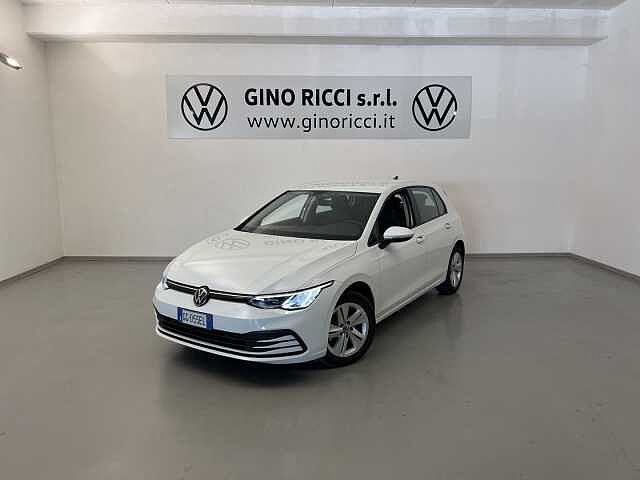 Volkswagen Golf 1.0 eTSI EVO DSG Life