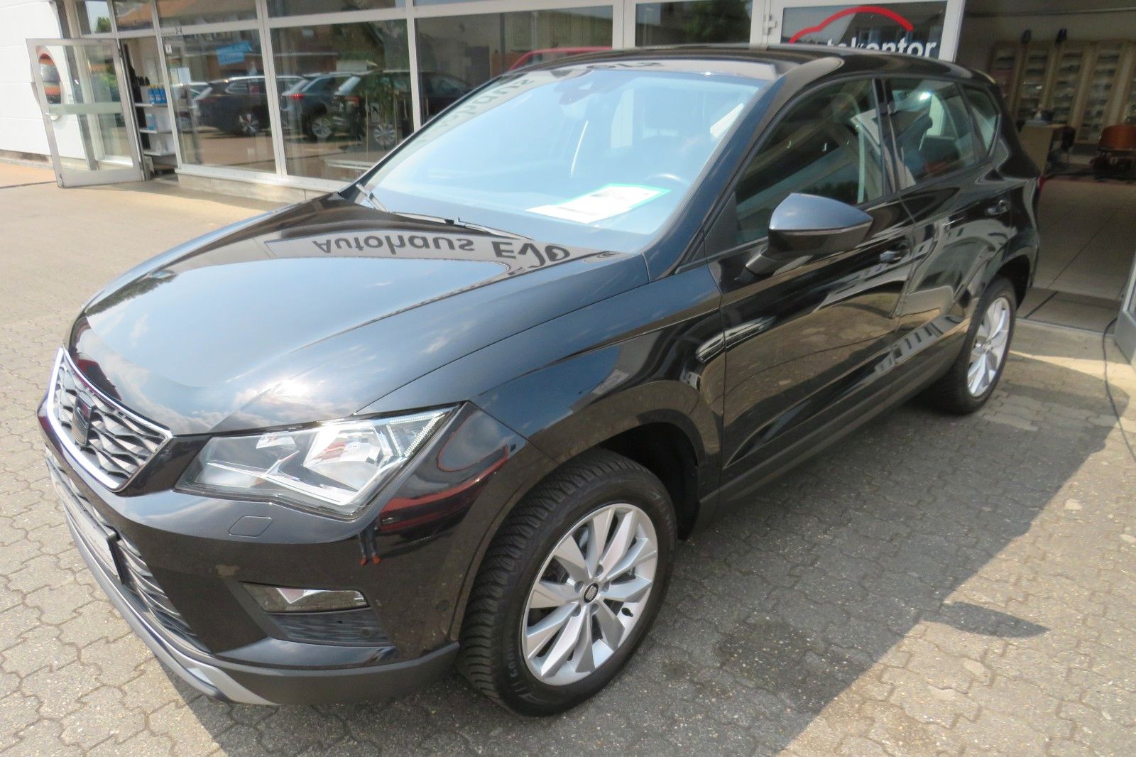 Fahrzeugabbildung SEAT Ateca Style CLIMATRONIC SITZH. PDC ACC GJ-REIFEN