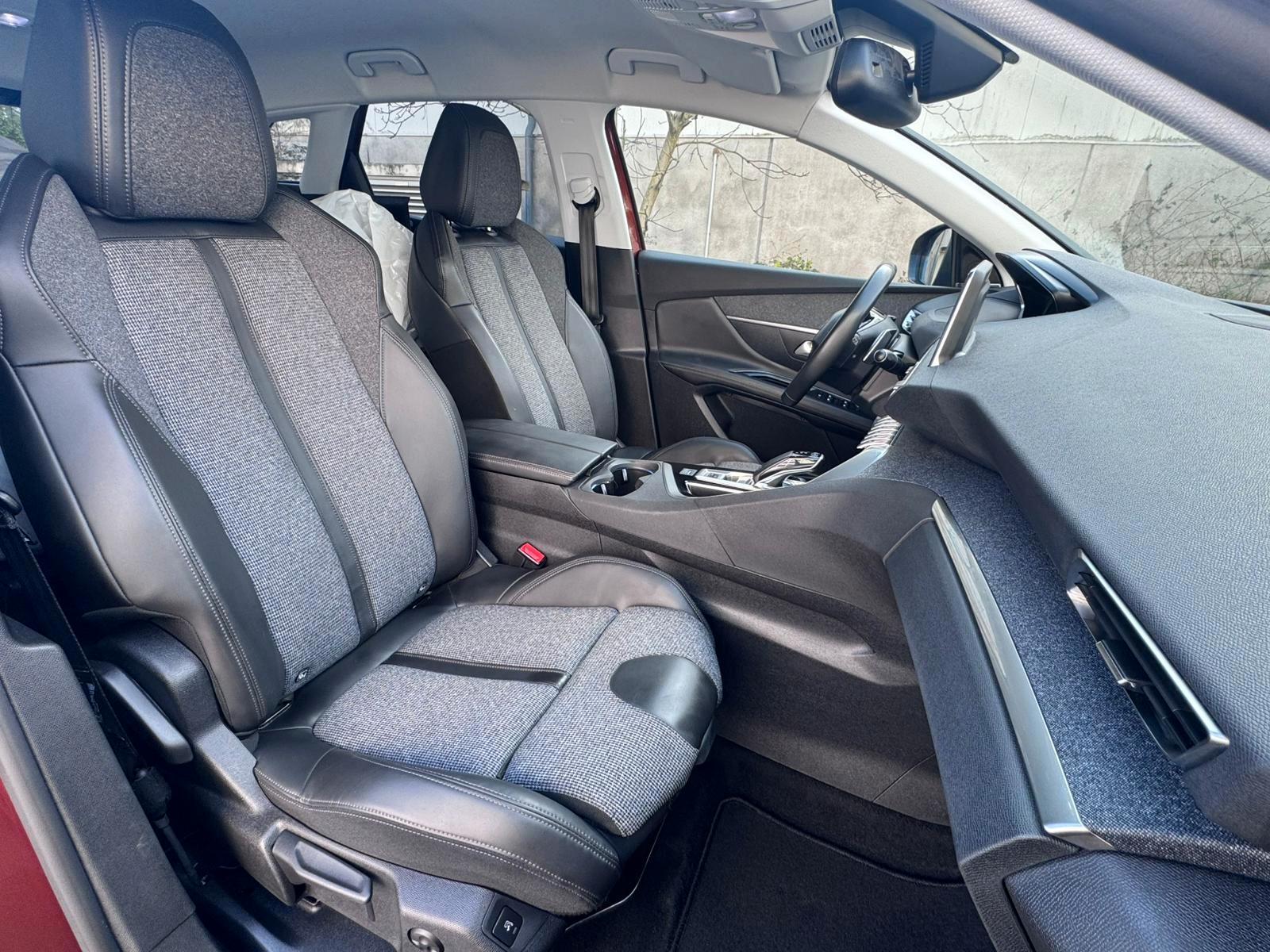 Peugeot 3008 Allure 1Hand 177Ps AHK TOP GEPFLEGT