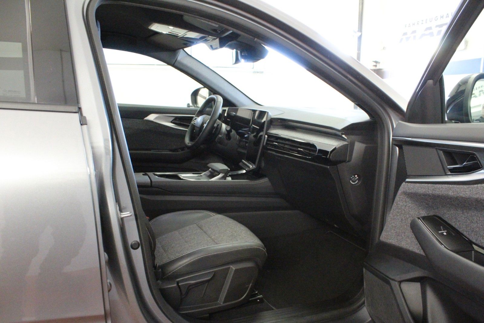 Fahrzeugabbildung Renault Espace Full Hybrid 200 Techno 7 Sitzer