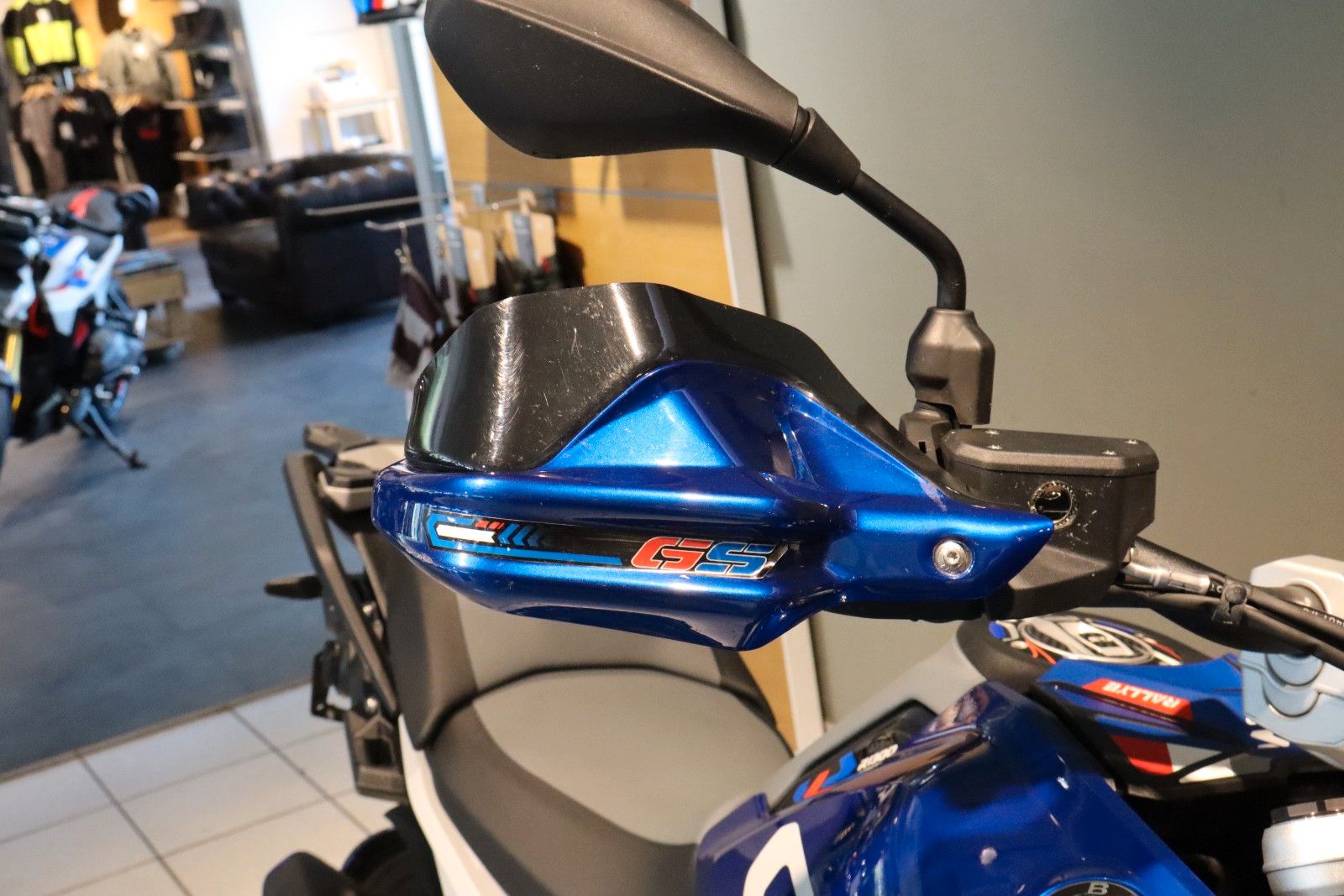 Fahrzeugabbildung BMW R 1300 GS Trophy inkl. Oil Inclusive 5/50
