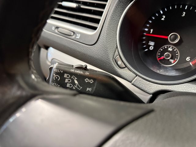 Volkswagen Golf VI Variant BM/ 1.H / 93t.KM/ PANO/ NAVI/ Volkswagen Golf VI Variant BM/ 1.H / 93t.KM/ PANO/ NAVI/