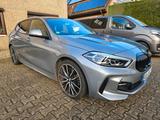 BMW 120i M Sport Steptronic / M-Paket / Sportsitze - gebrauchte BMW 120 aus dem Jahr 2022
