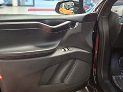 Fahrzeugabbildung Tesla Model X P90D DUAL-MOTOR (FREE SUPERCHARGE/7'SITZ