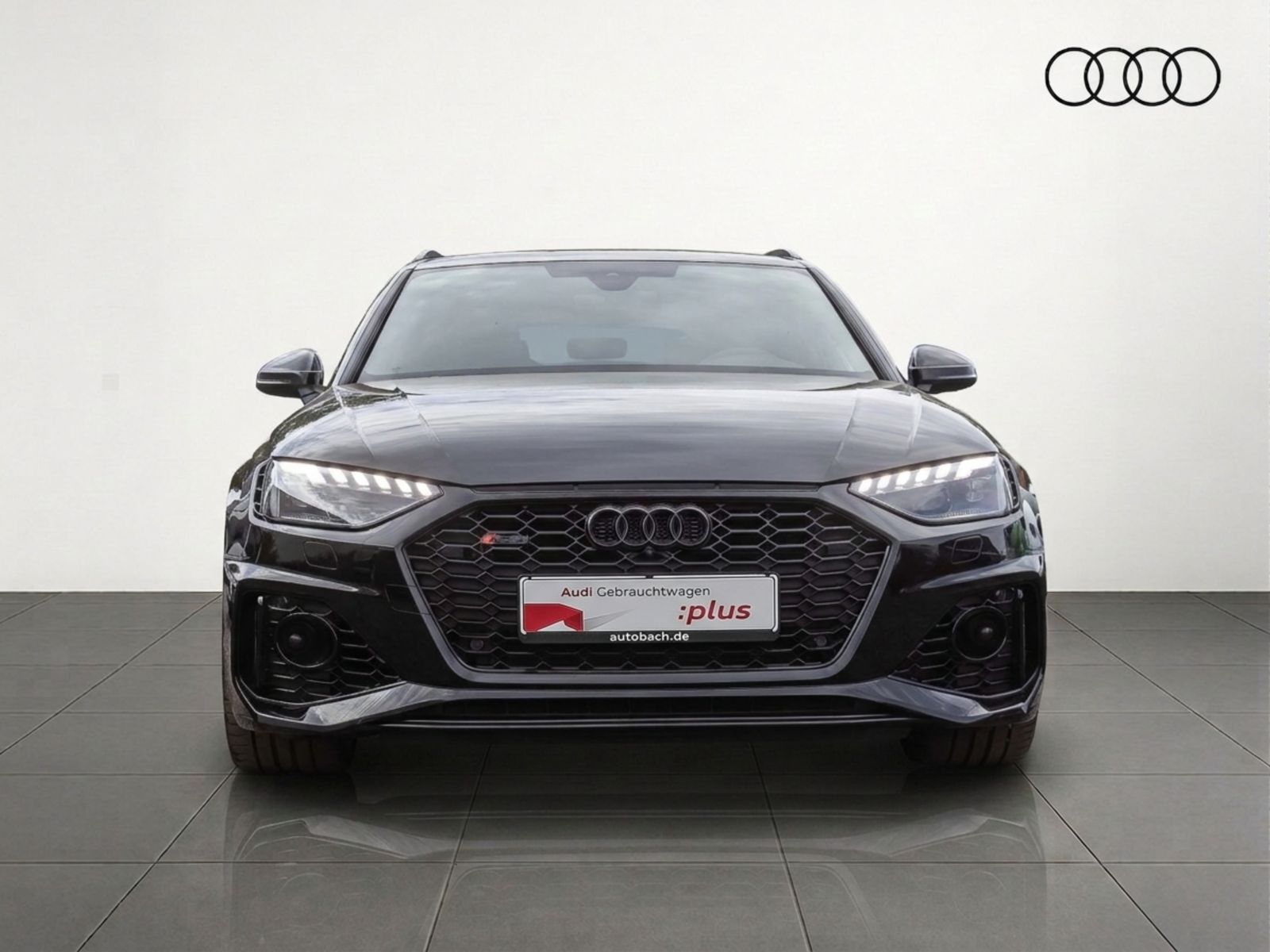Audi RS4 Avant Matrix Sportfahrwerk Sportabgasanlage foto 3